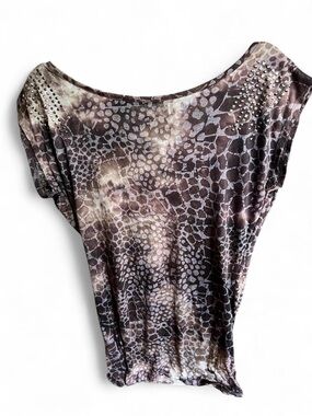 a.n.a Brown Animal Print Short Sleeve Top